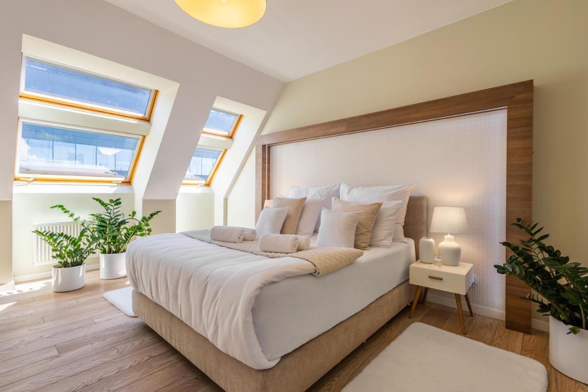 Apartament 24 AbsyntApart Rynek Wrocław - Housity