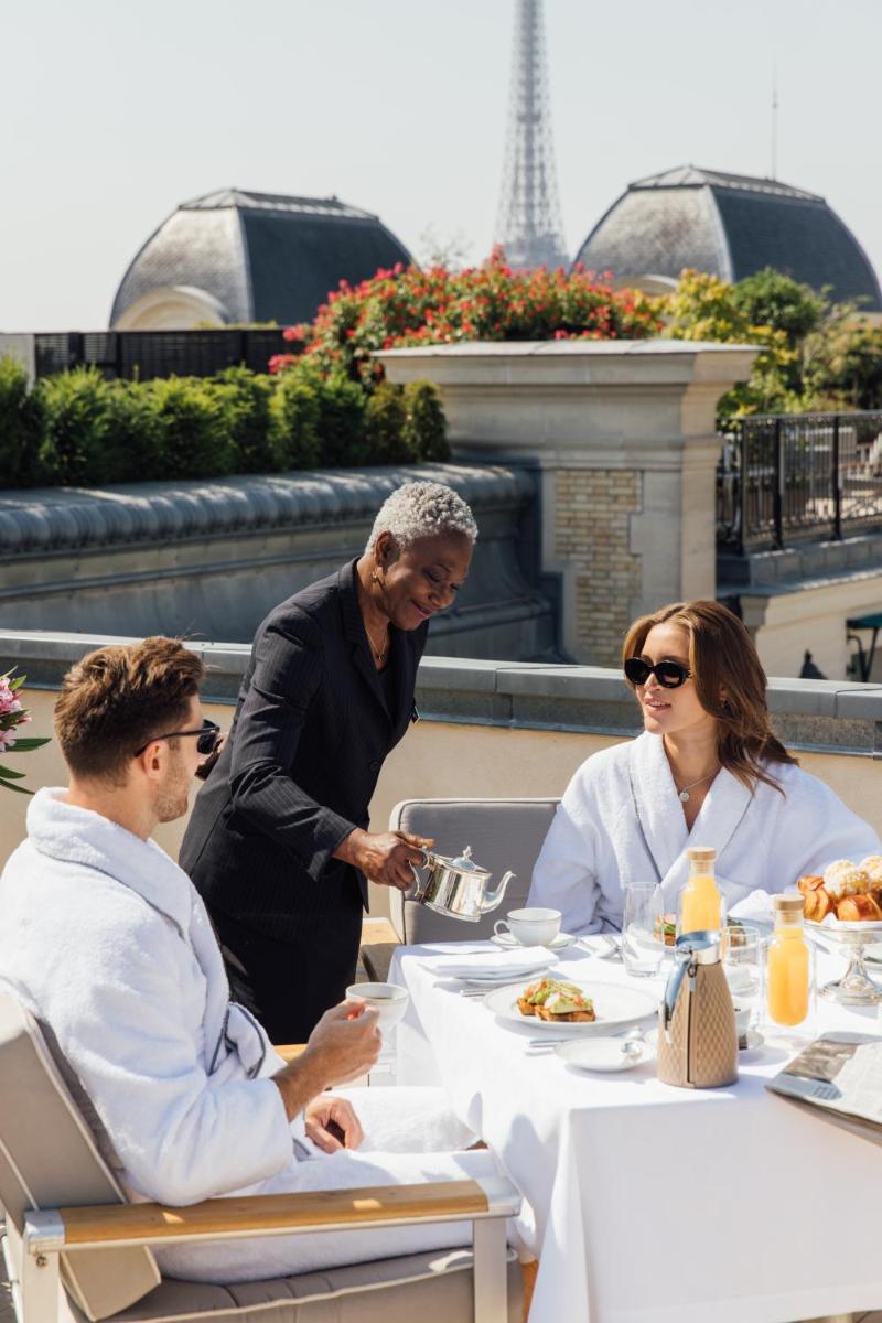 Clients de l'établissement The Peninsula Paris