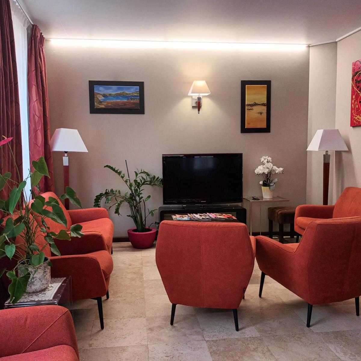 Hotel Capitole - Housity