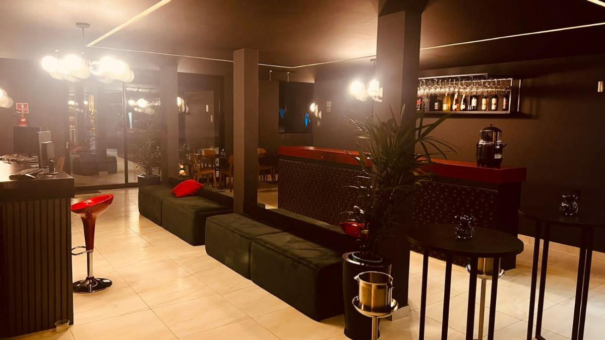 Suitetrails - Zuppolini Garden Hotel Oficial