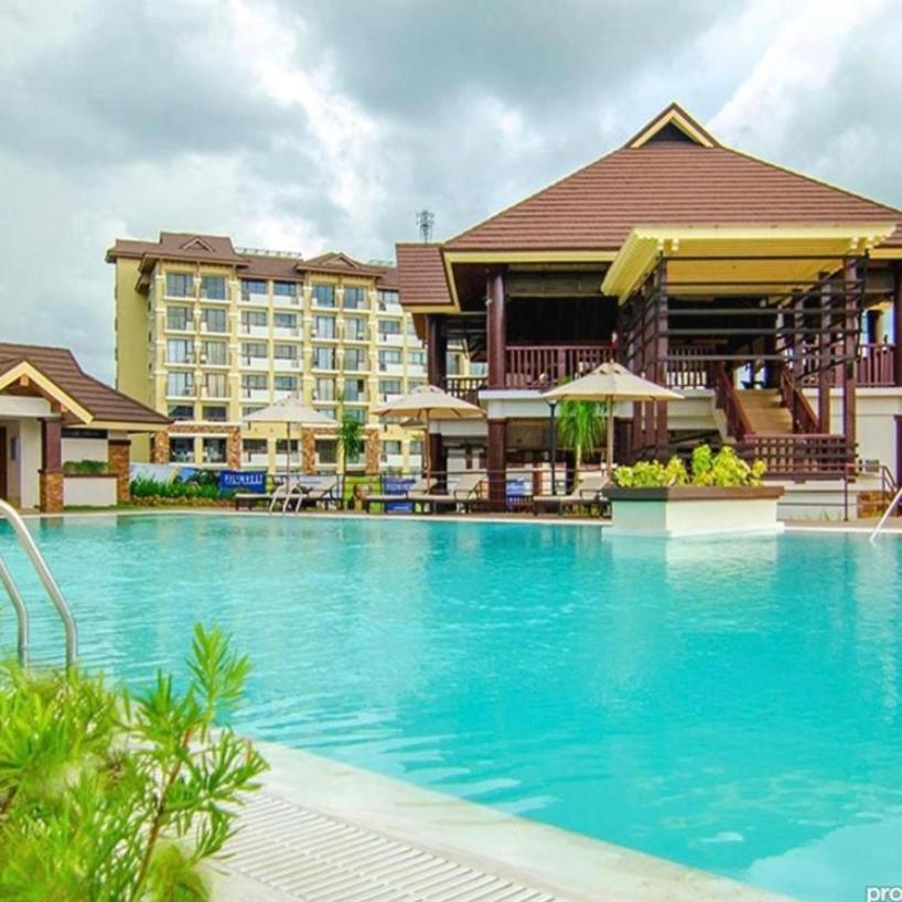 One Oasis Condominium - Housity