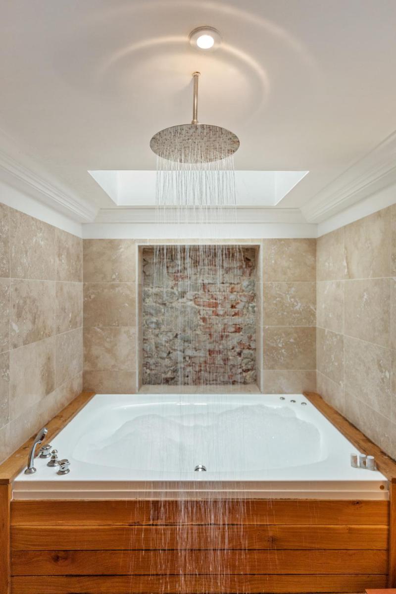 Slebech Park Estate - Housity