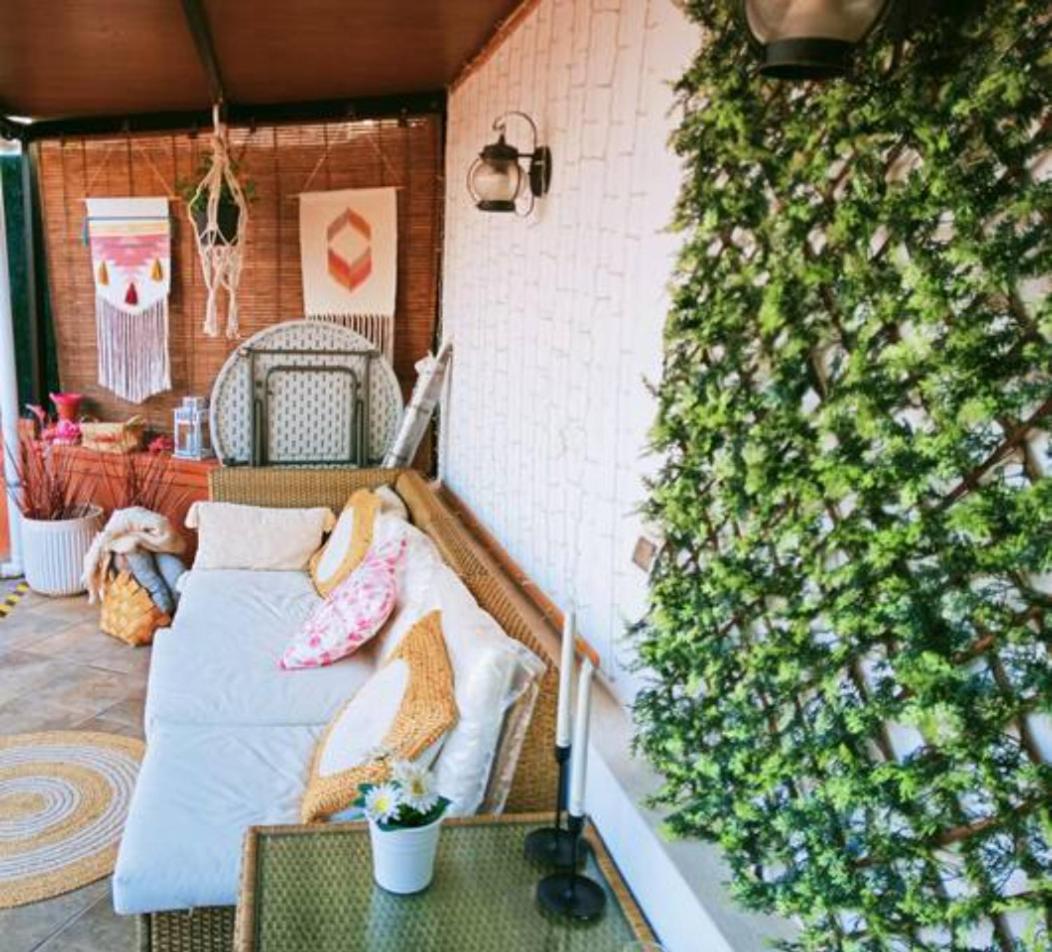 Precioso apartamento con terraza en piso superior - Housity