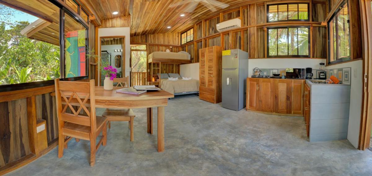 Sámara Tarantela Houses, Casa Coyol - Housity