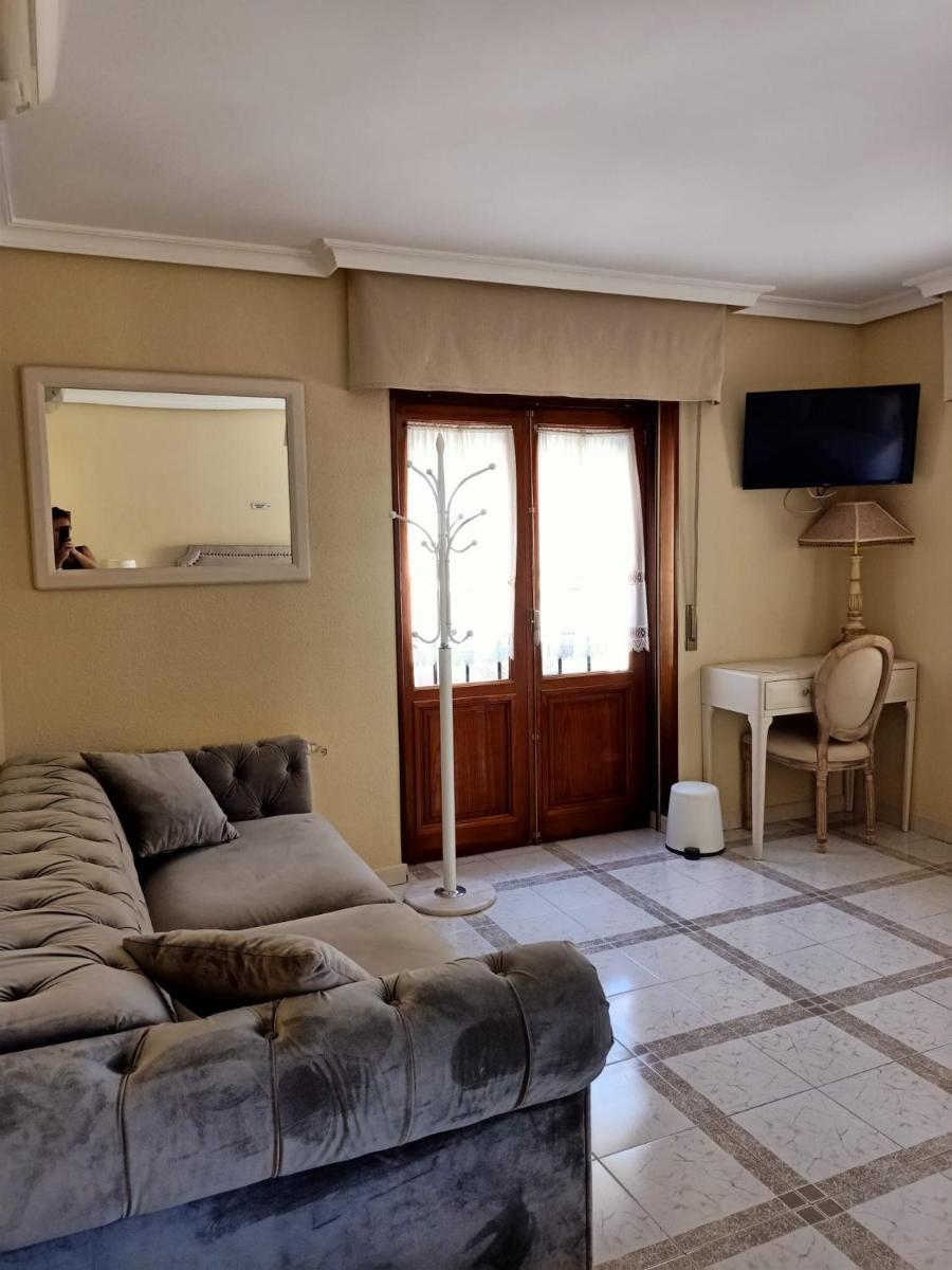 Casa de Huéspedes Vecinodecerbantes - Housity