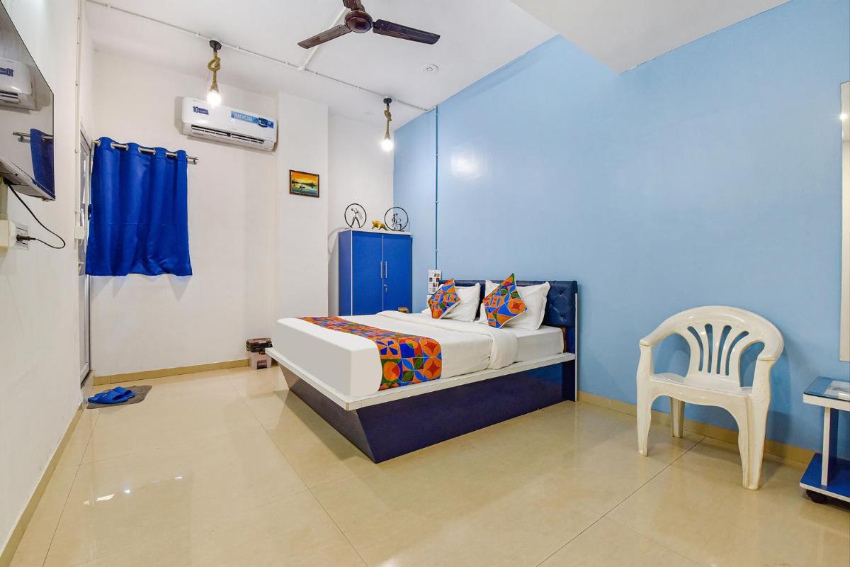 FabExpress Solitaire, Surat - Housity