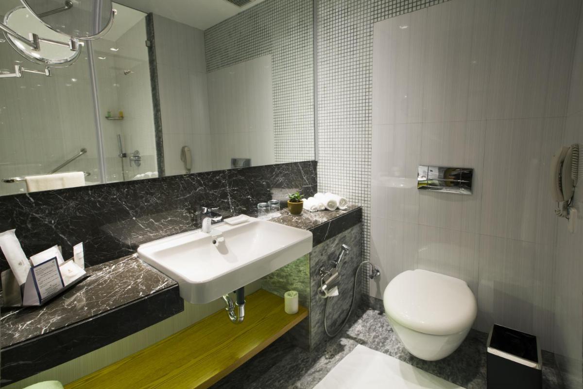 Suitetrails - Golden Tulip Vasundhara
