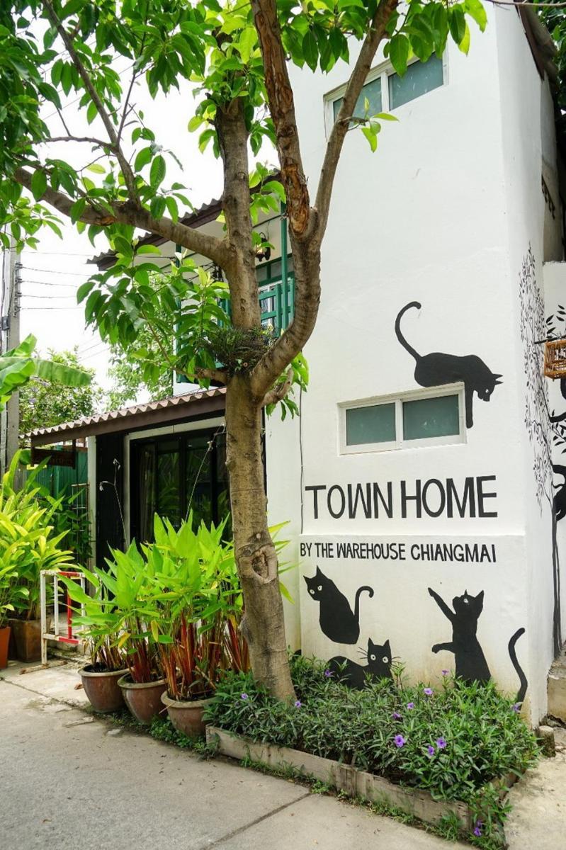 Town Home by The Warehouse Chiang Mai - Housity