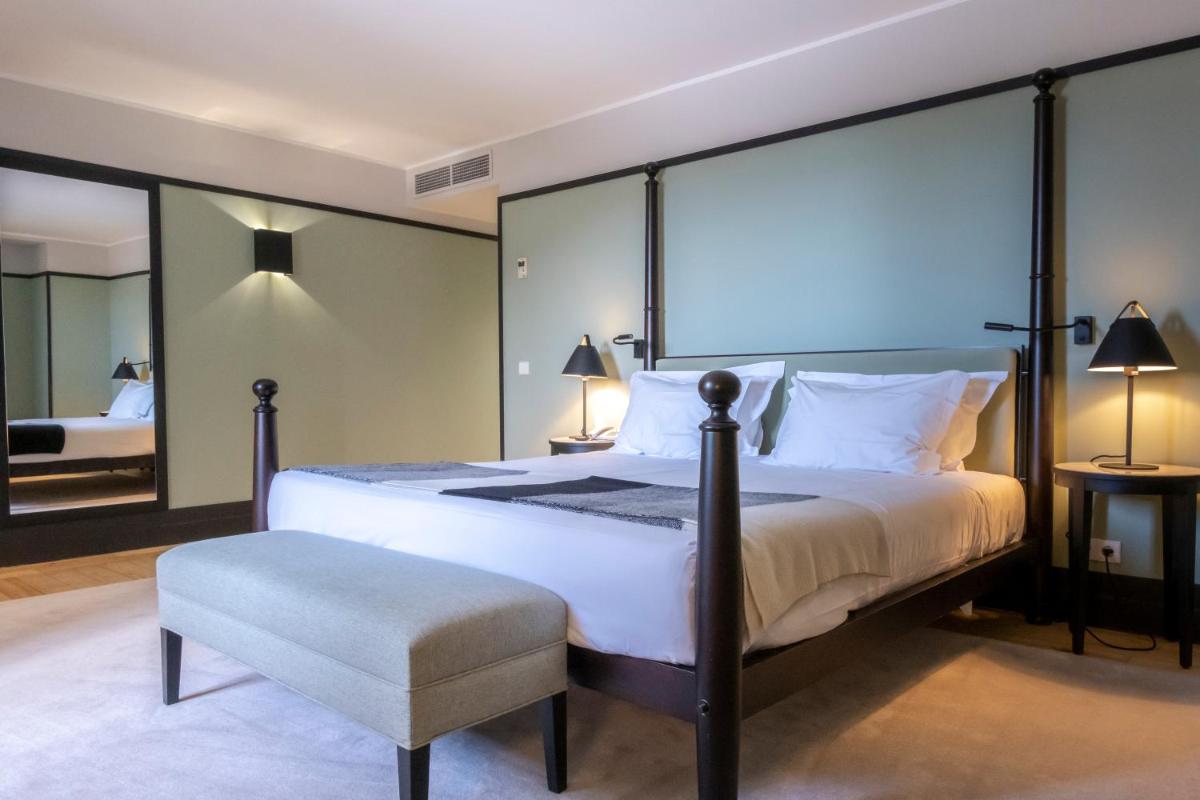 Uma cama ou camas num quarto em Octant Lousa