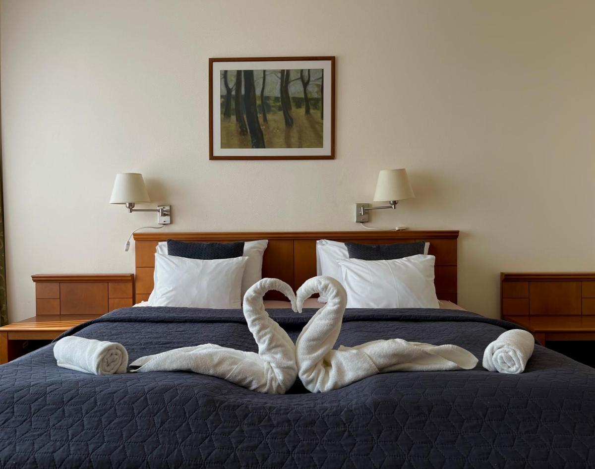 Hotel Estella Superior - Housity