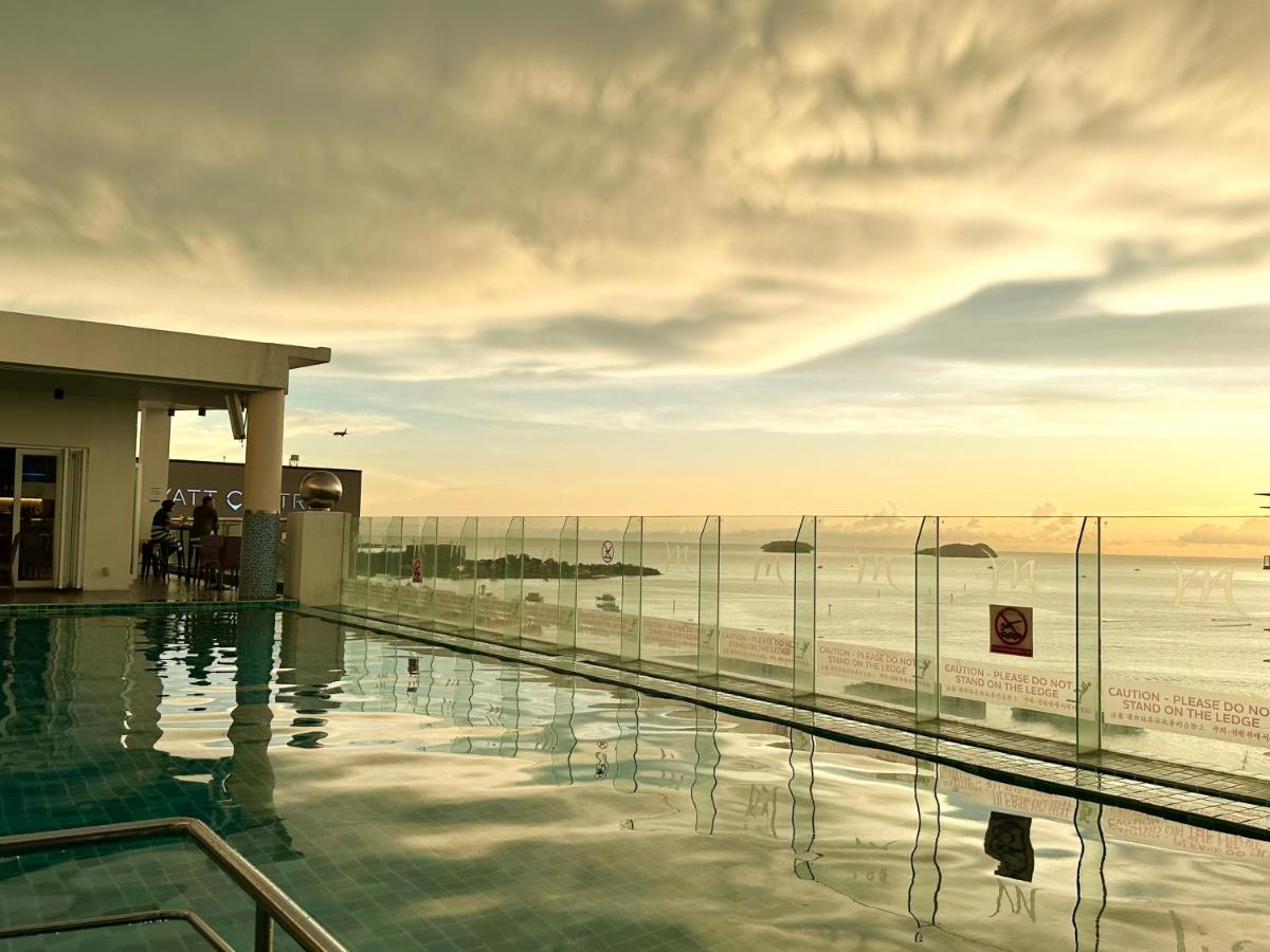 M Centro City Centre @ Gaya Street by Sunset Seaview Vacation Condos - Housity