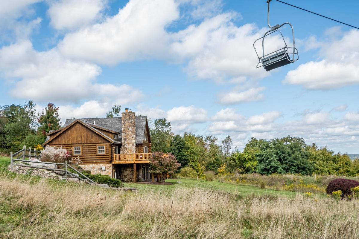 Wispy Business - Housity