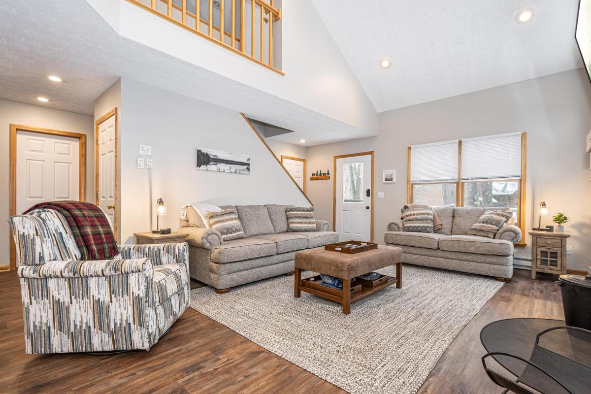 Cedarwoods - Housity