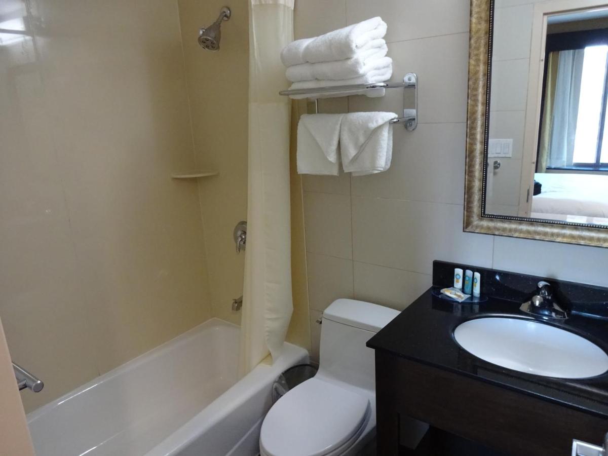 Pitkin Hotel - Housity