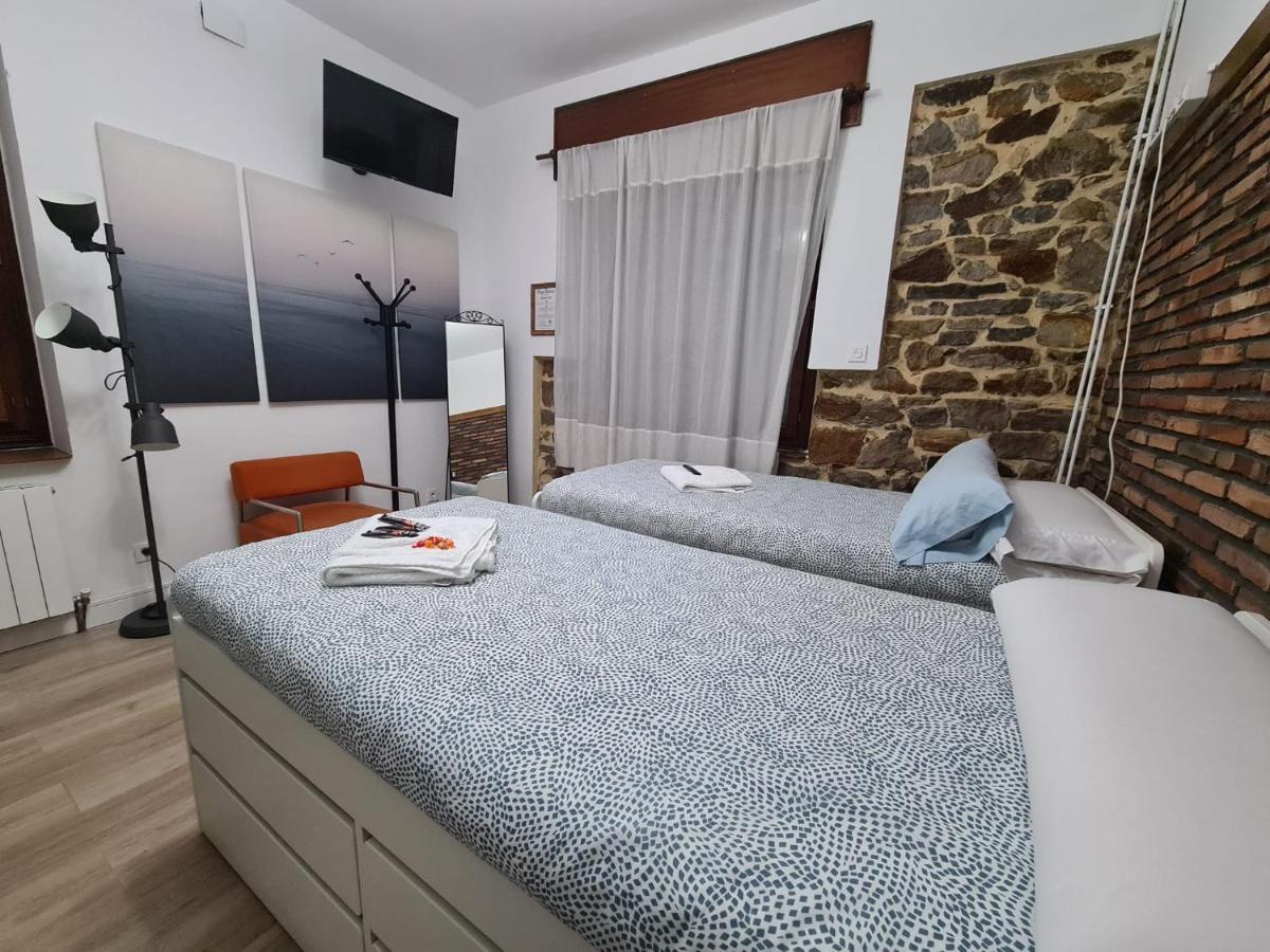 TUUL ETXEA, Habitación en caserío a 8km de Bilbao, Baño compartido - Housity