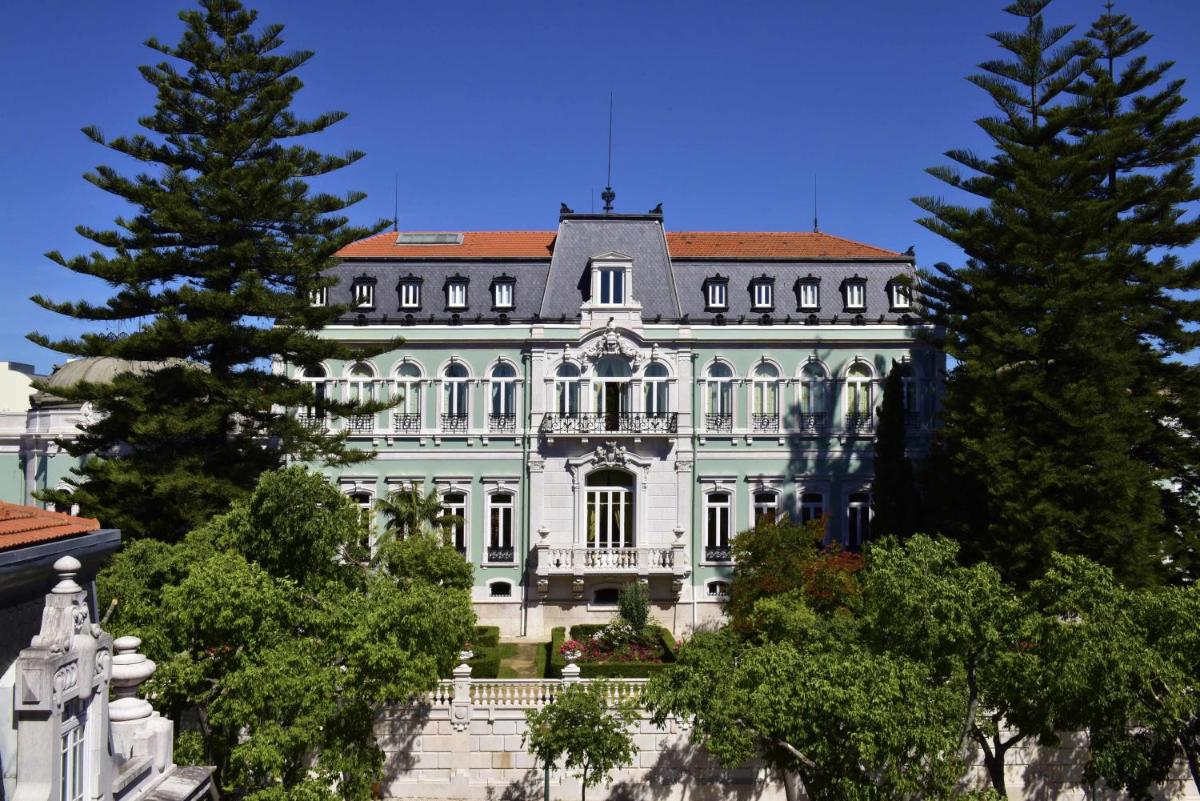 O edifício onde o hotel está situado