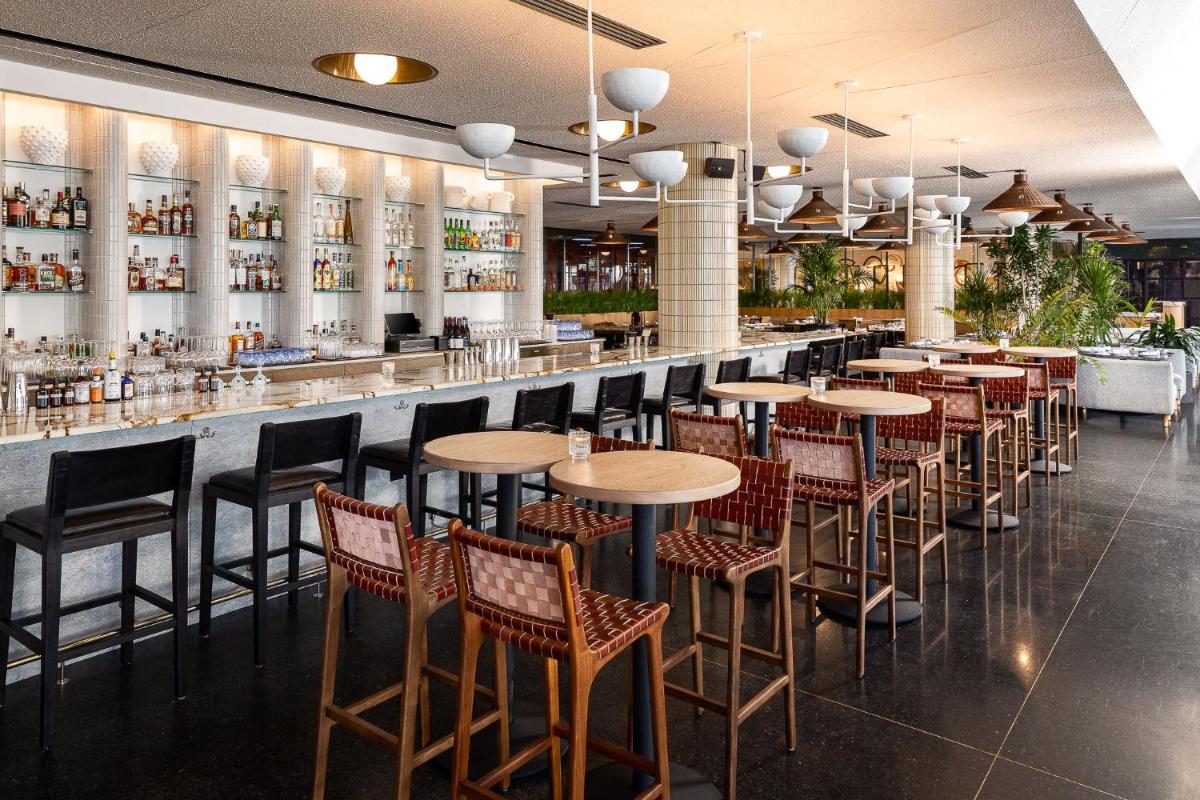 The Emily Hotel - Housity
