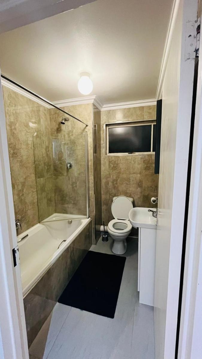 2 bedroom apartment in Morningside. - Housity
