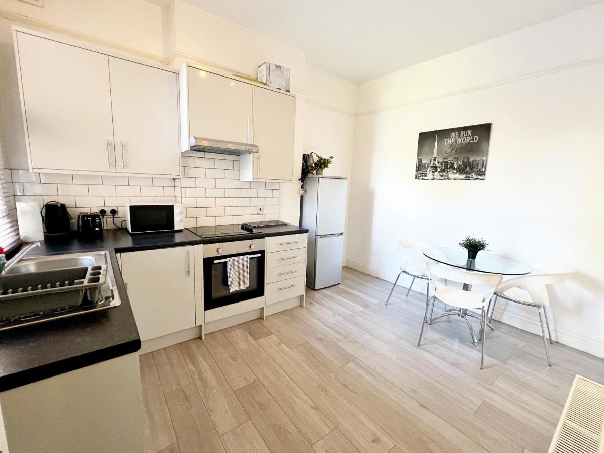 Norbury House - Apartment 1A - Housity