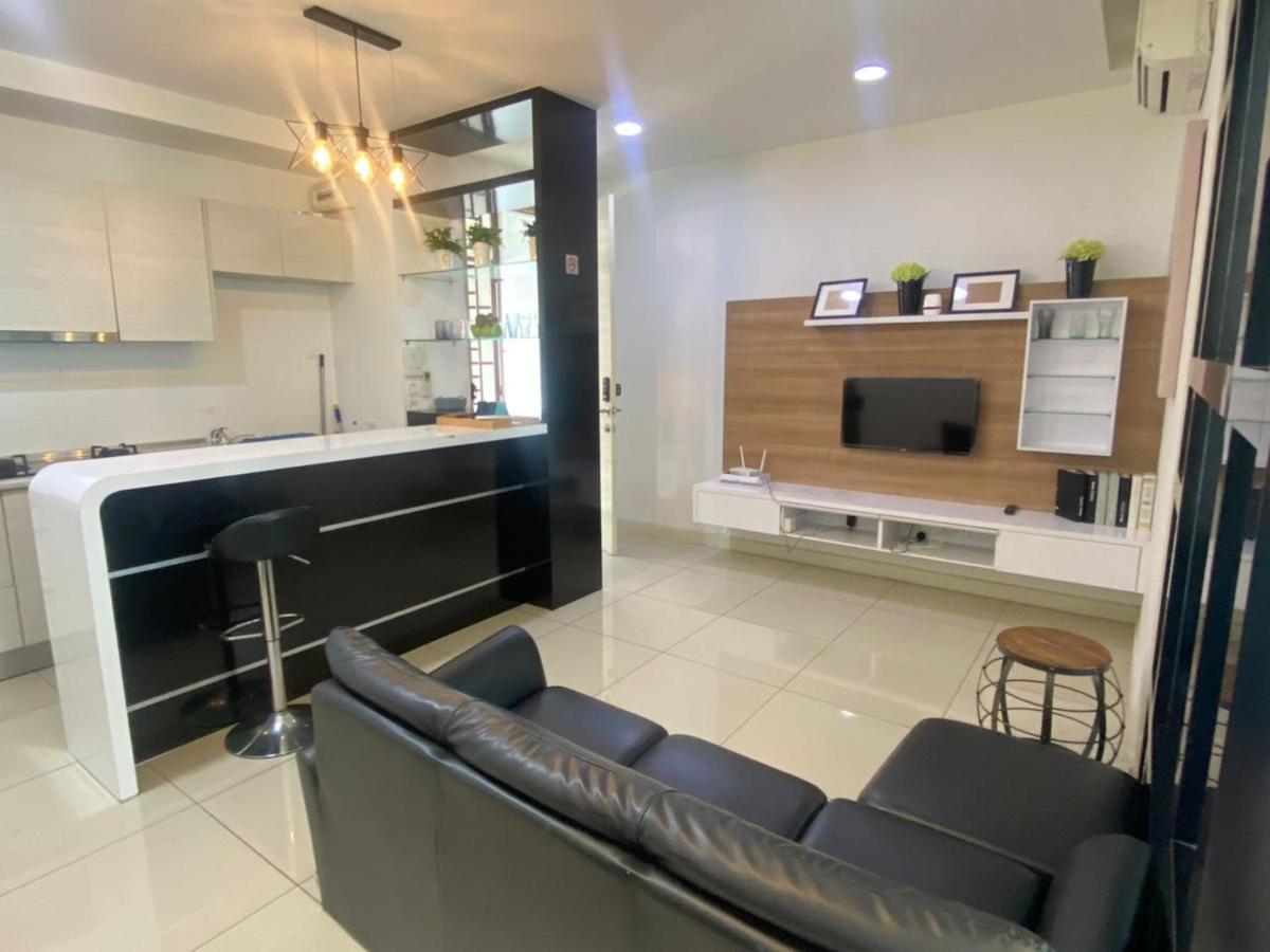 Suitetrails - Vesta Homes, Greenfield Regency , Paradigm Mall, Sutera Mall, Poolview Condo
