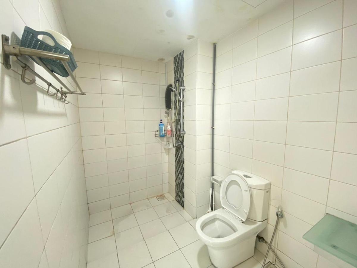 Suitetrails - Vesta Homes, Greenfield Regency , Paradigm Mall, Sutera Mall, Poolview Condo
