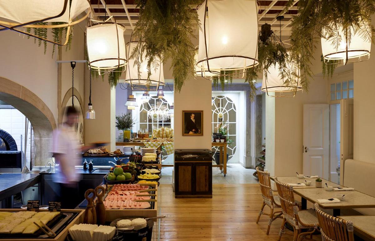 Um restaurante ou outro lugar para comer em Octant Lousa