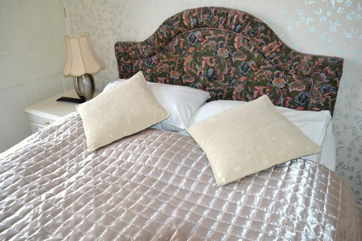Ely Guest House - Housity