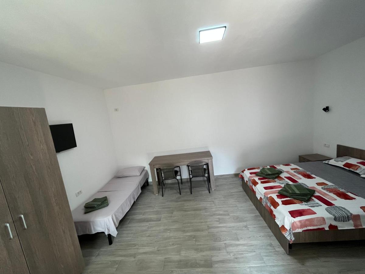 Vila Nei - Housity