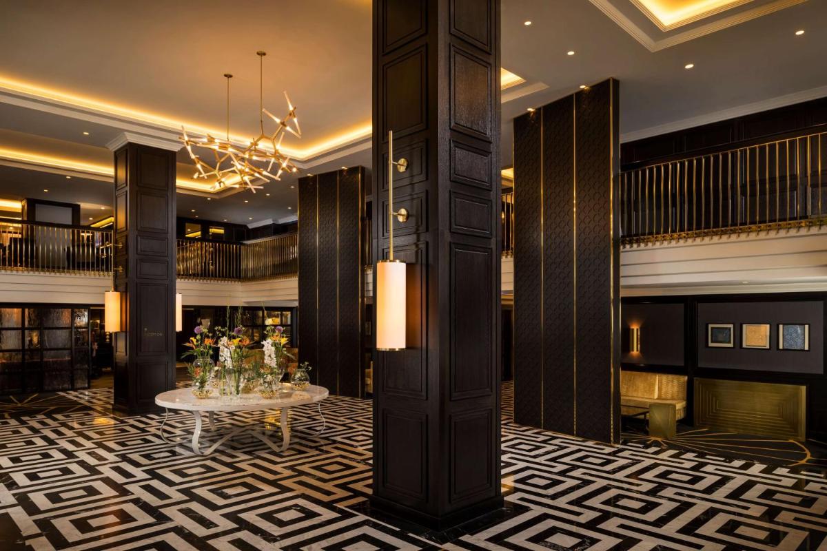 Hilton Vienna Plaza - Housity