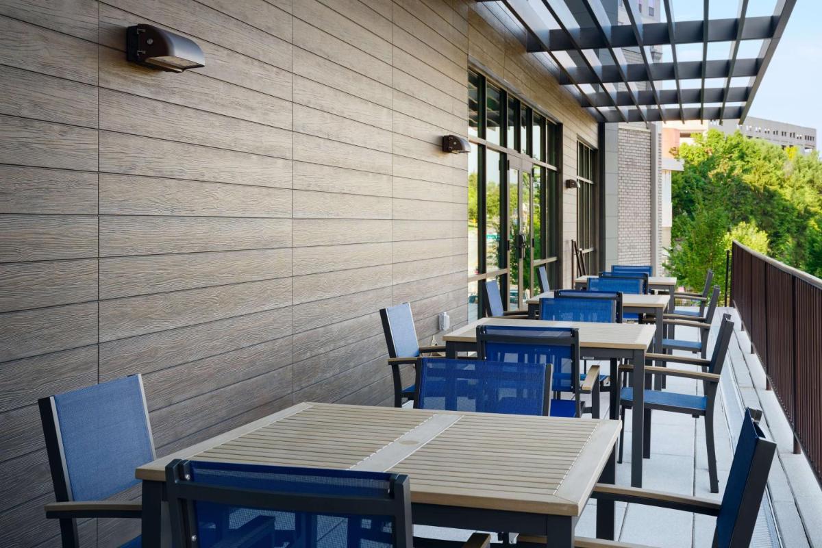 Hampton Inn Towson Downtown - Housity
