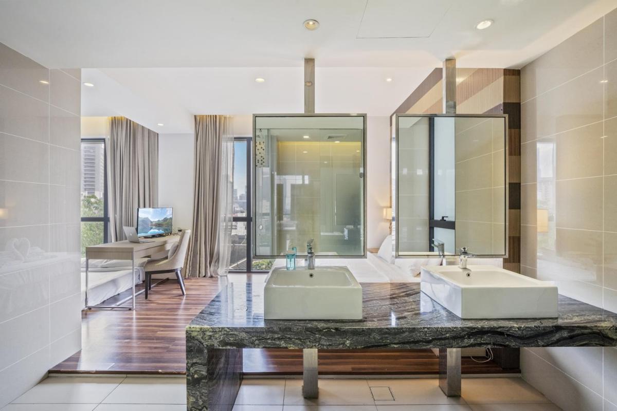 Greystone D'Majestic Place - Housity
