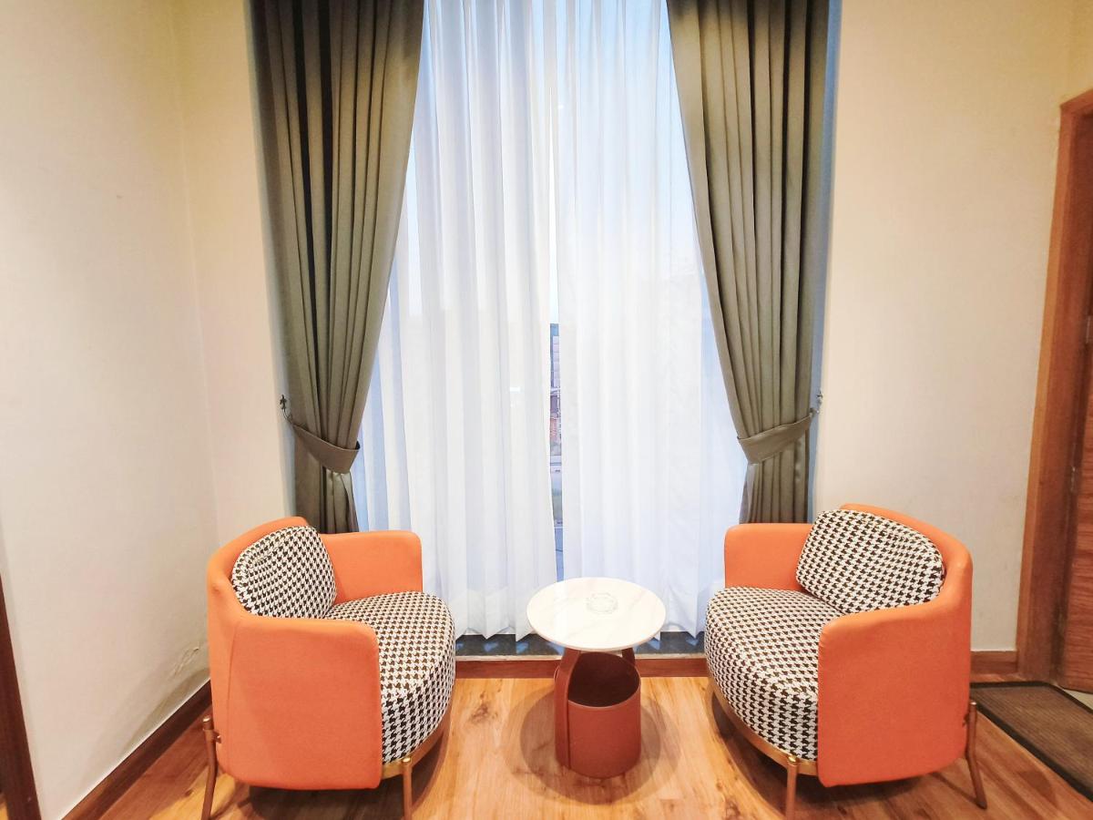 Hotel Elbeso Zirakpur - Housity