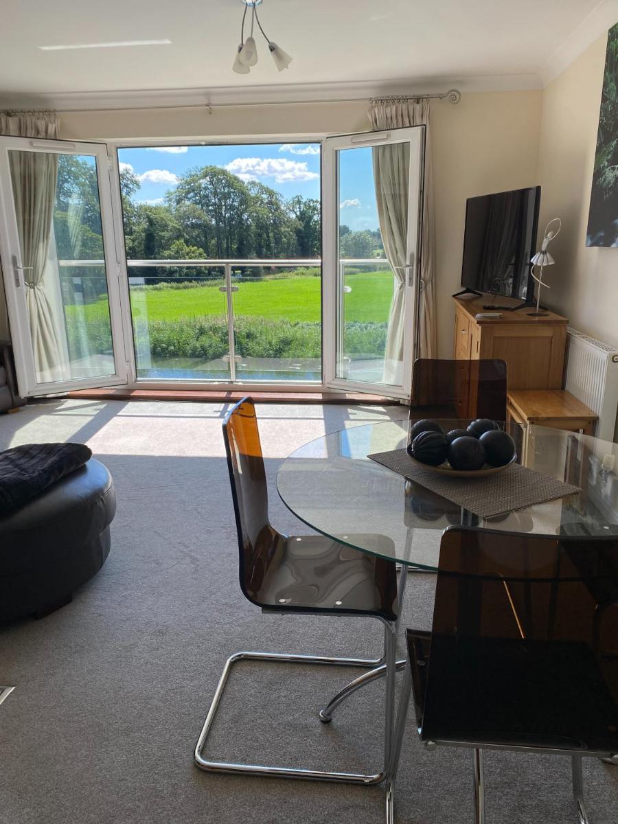 River Penthouse Little Paxton - 75 Skipper Way - Housity