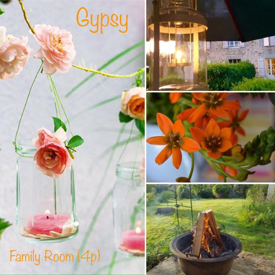 Domaine Charente - Familyroom Gypsy with garden (with external toilet & shower house) - Housity
