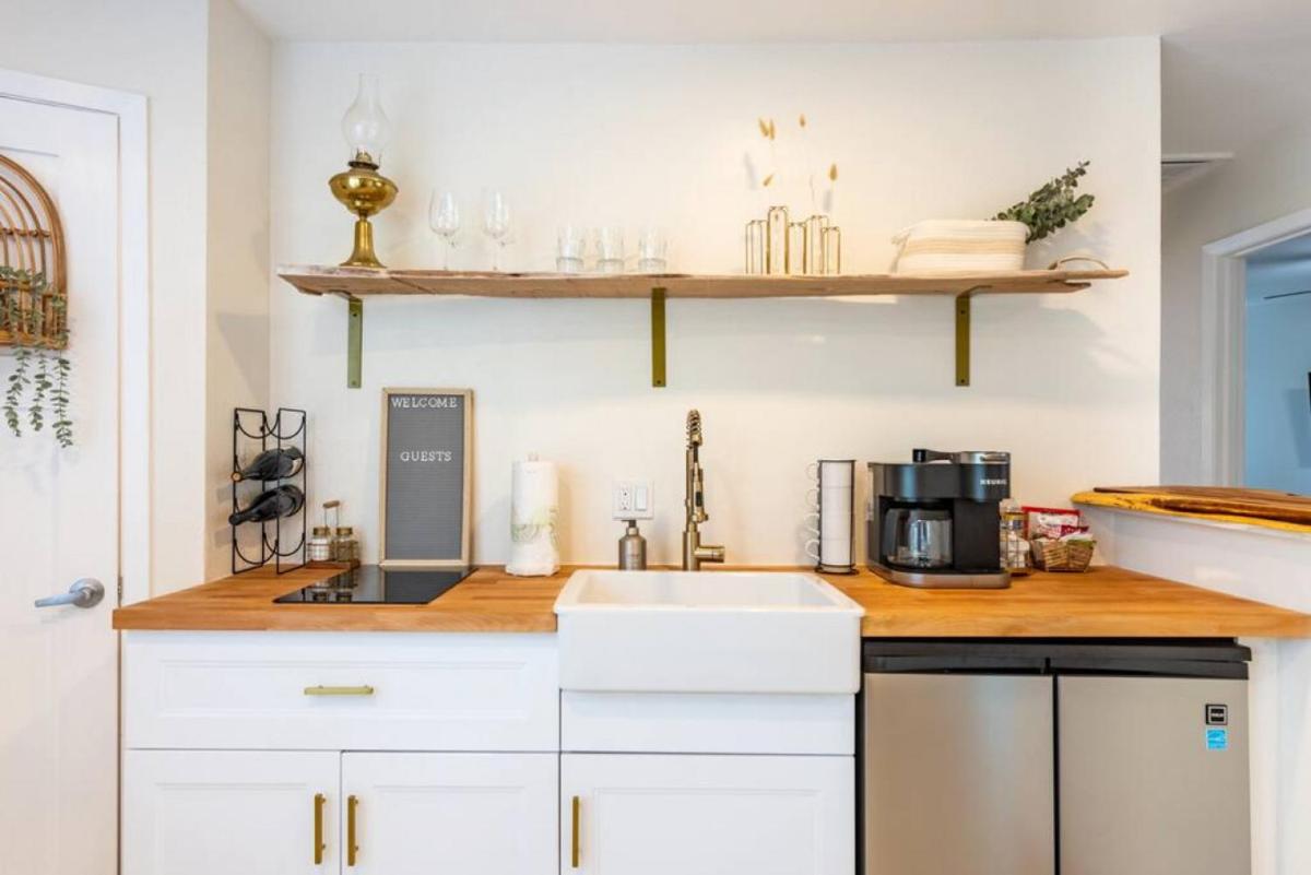 Downtown Pearl Bungalow at Beer Ranch Project - Housity