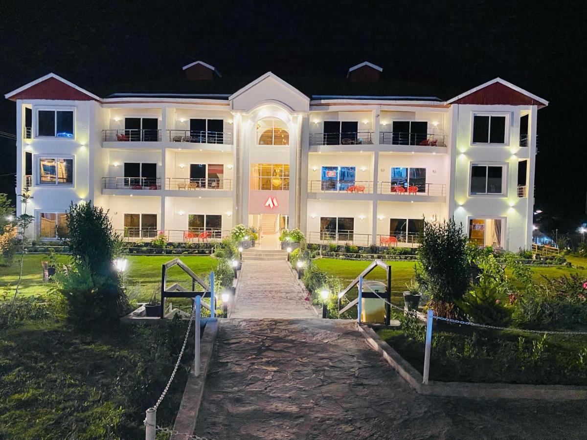 Maria Hotel and Resorts - Housity