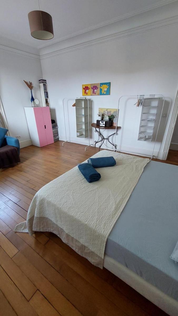 Bed & Breakfast à 20mn direct St Lazare en Train - Housity