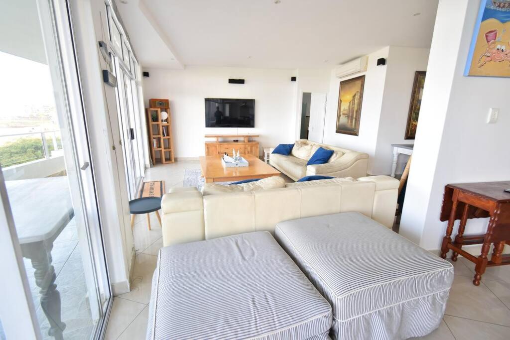 Seaside Getaway - Hizvo