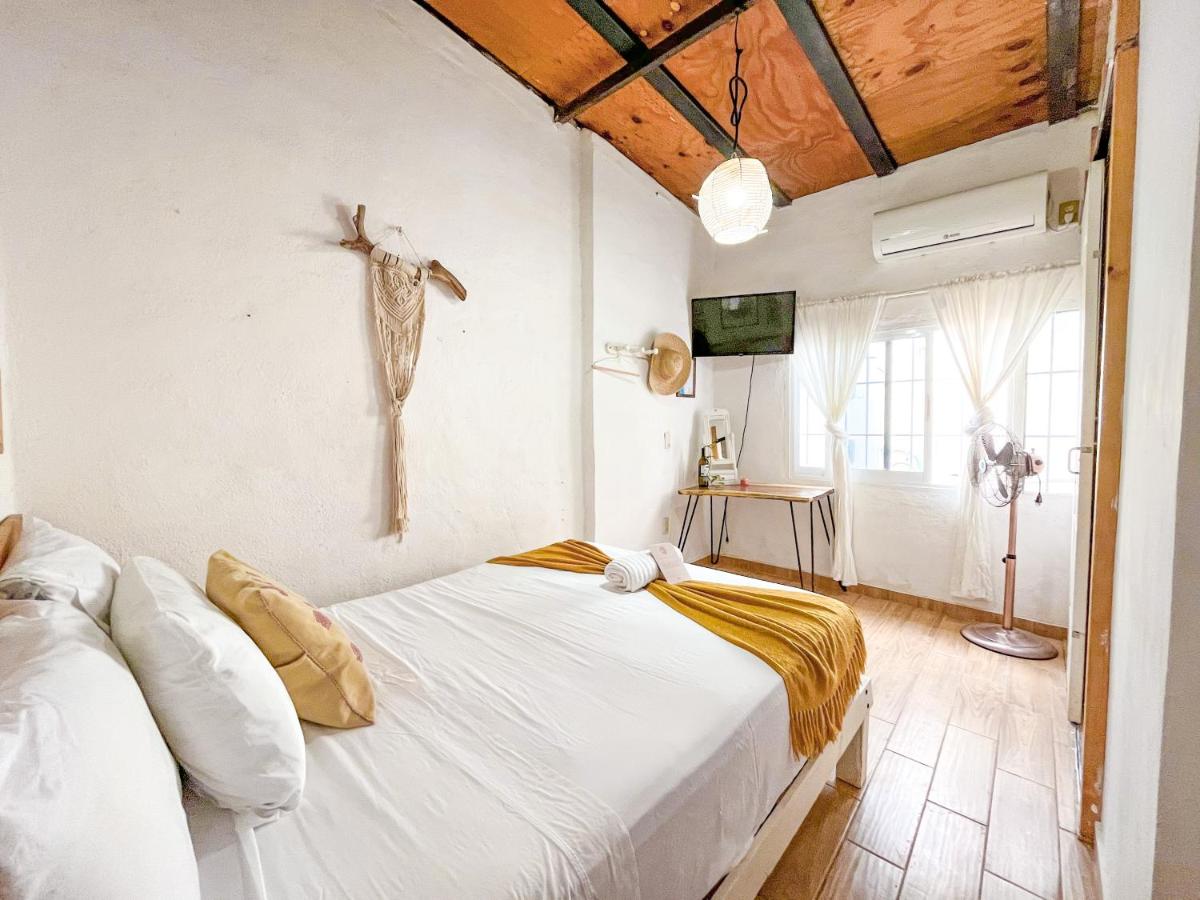 Hostal Casa de Zeferina - Housity