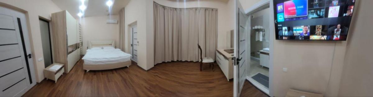 Triple S Hotel - Housity
