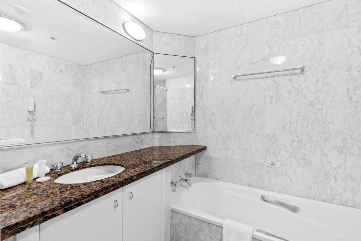 One bedroom in The Rocks 1601 Self Catering - Housity