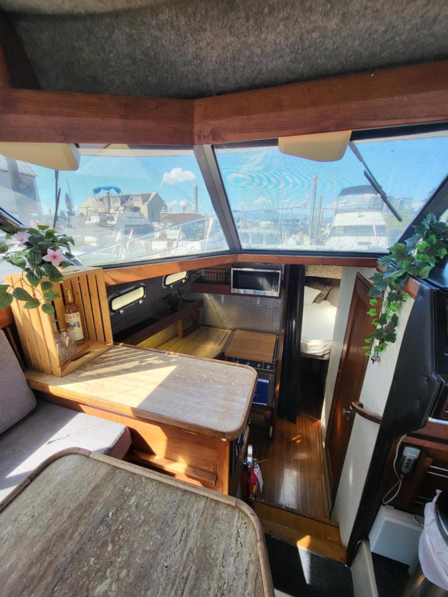 Dockside Getaways Inc - Housity