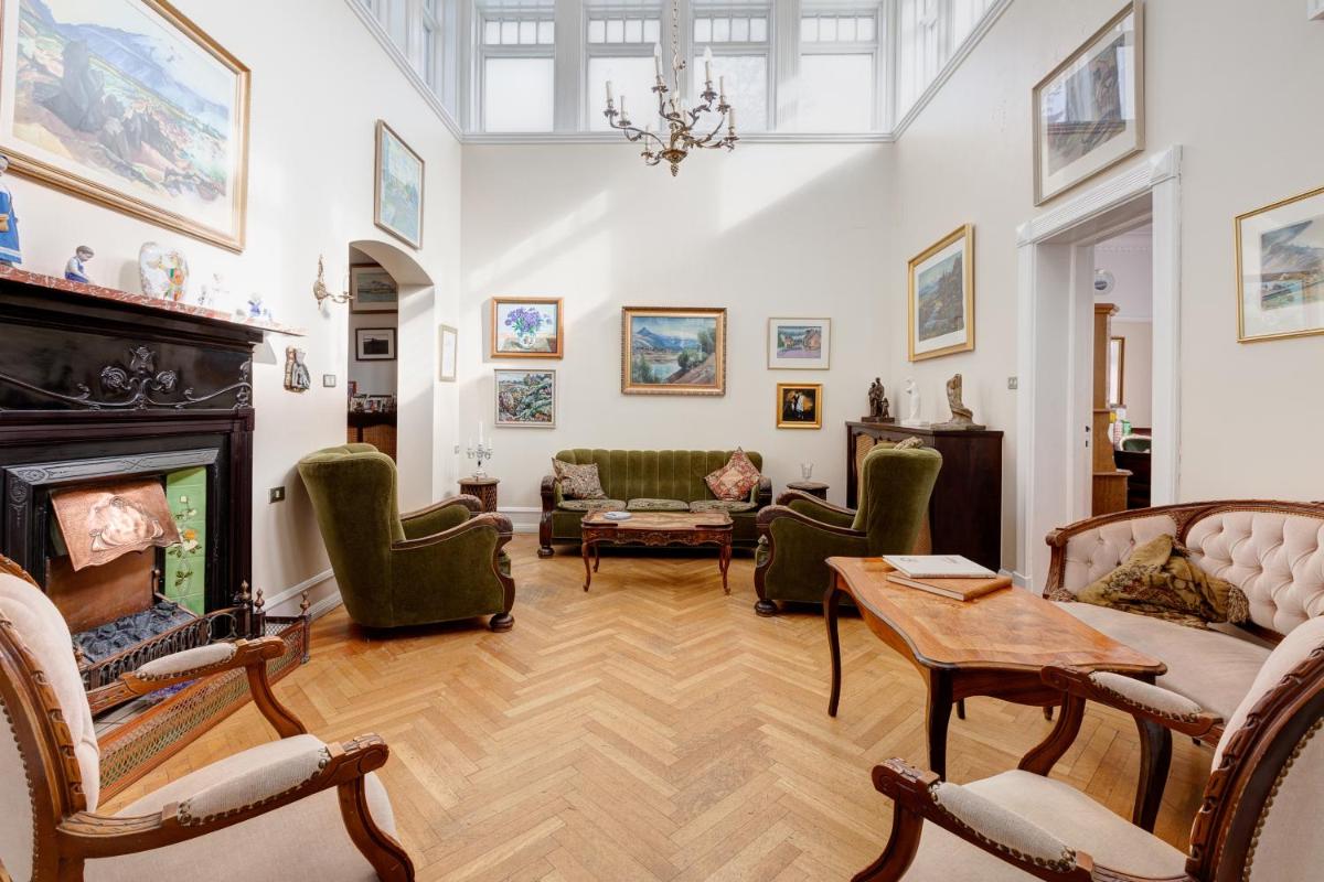 Guesthouse Galtafell - Housity