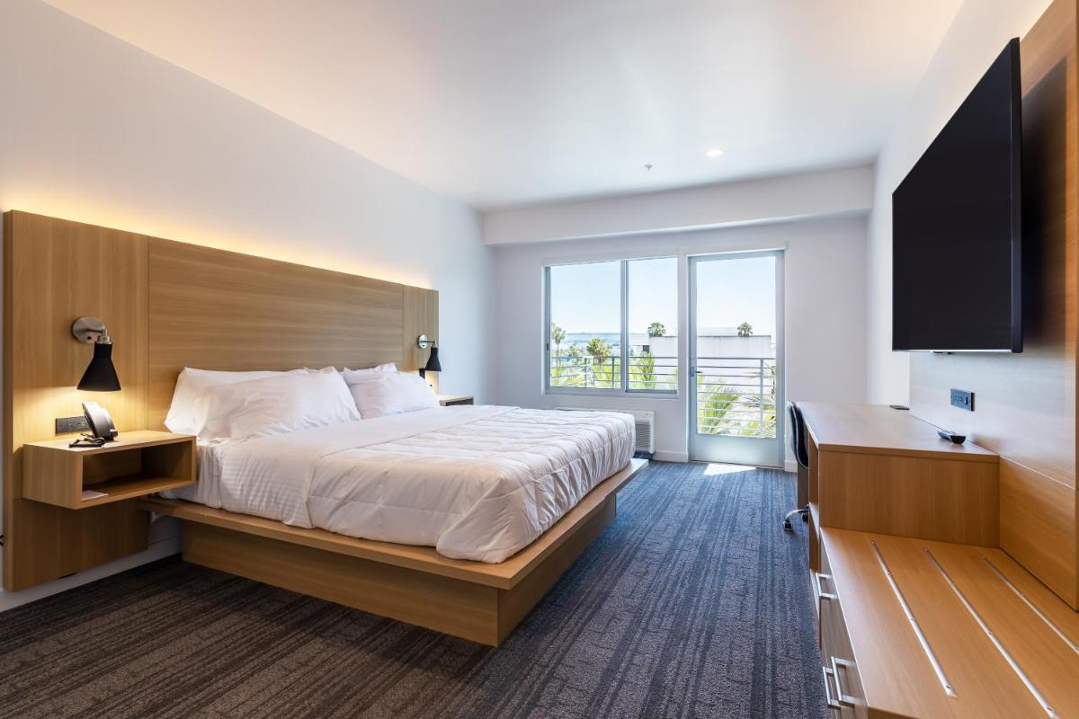 Hotel Mai Downtown Long Beach - Housity