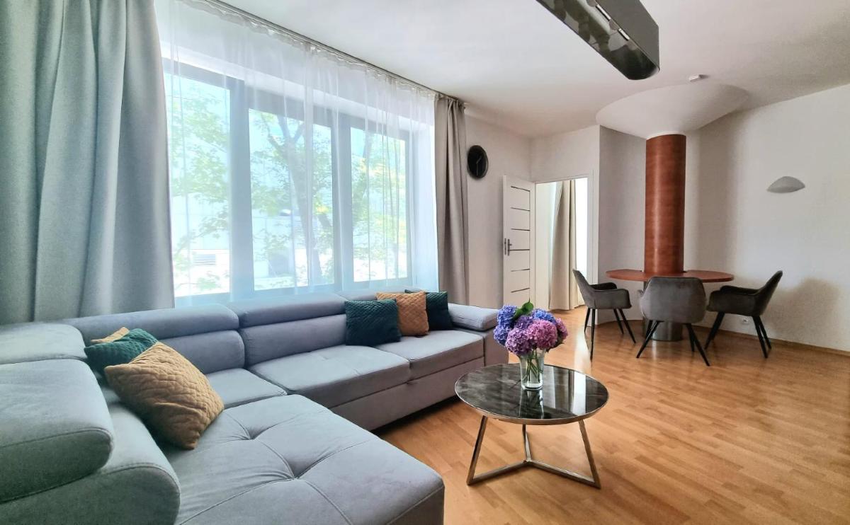 NOOK NOOK Apartments Kazimierza Wielkiego 104 - Housity