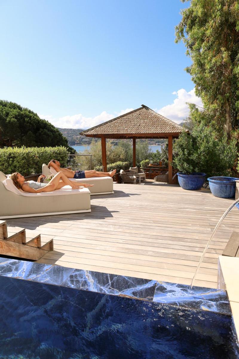 Piscine de l'établissement Hôtel Marinca & Spa ou située à proximité