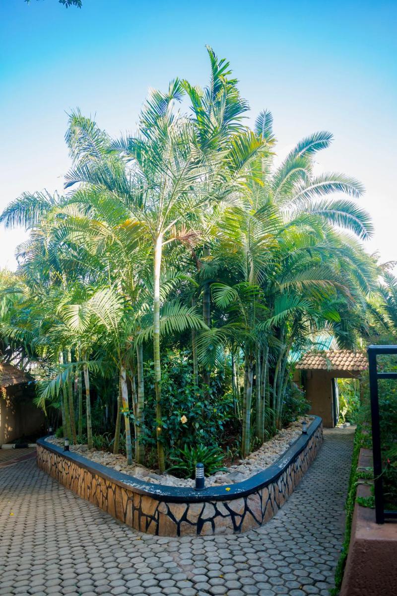 Suitetrails - Baobab Hotel LTD