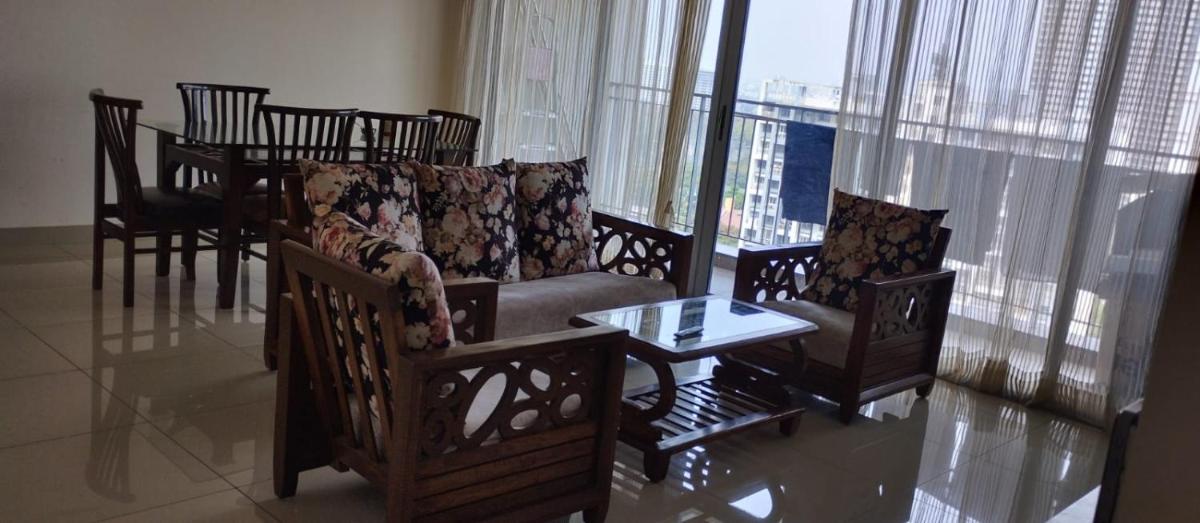 ROYAL NEST 3BHK SUITES (NEO) - Housity