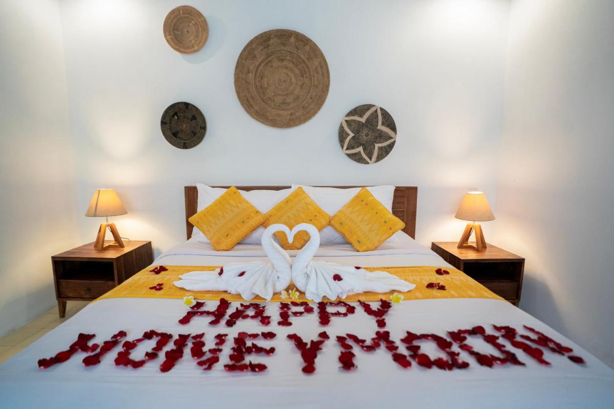 Kusuma Villa Seminyak - Housity