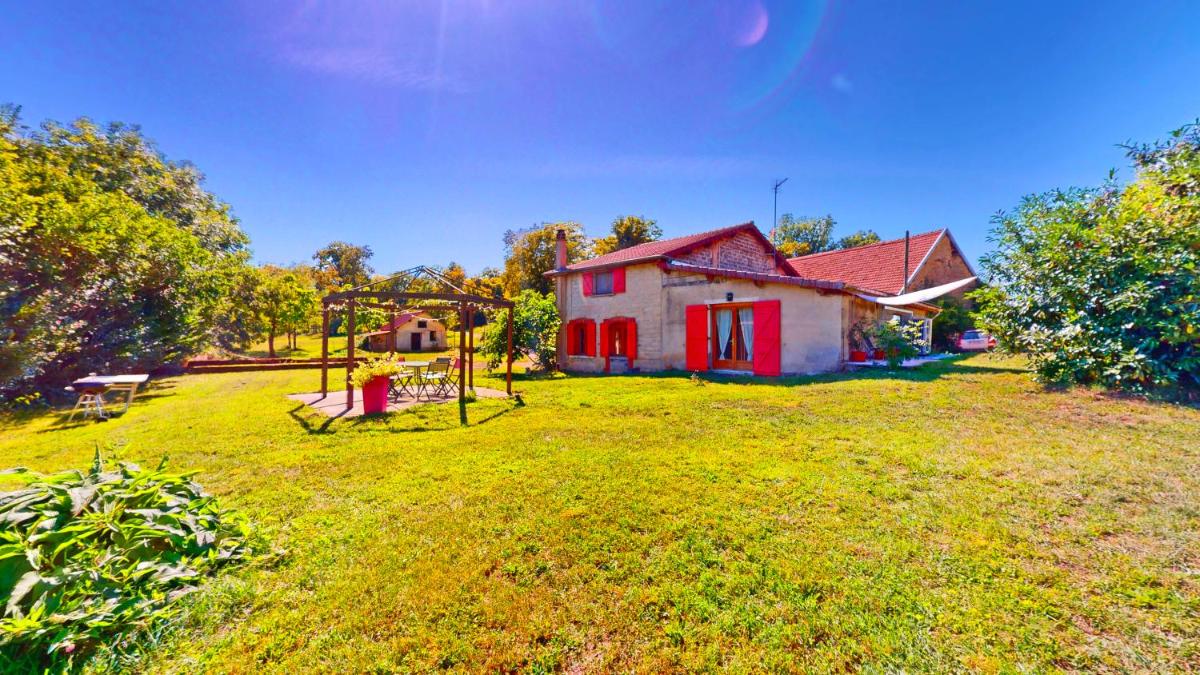Calme et chaleureux gîte de campagne. - Housity